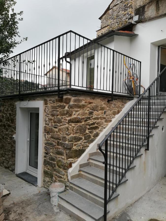 La Torretta Di Piero Con Terrazzi E Parcheggio Privato Citra Zero Zero Ottanta 31Lst0282 Daire Imperia Dış mekan fotoğraf