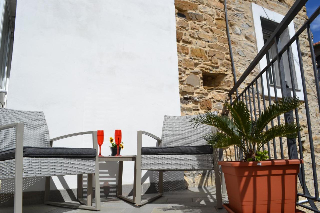 La Torretta Di Piero Con Terrazzi E Parcheggio Privato Citra Zero Zero Ottanta 31Lst0282 Daire Imperia Dış mekan fotoğraf