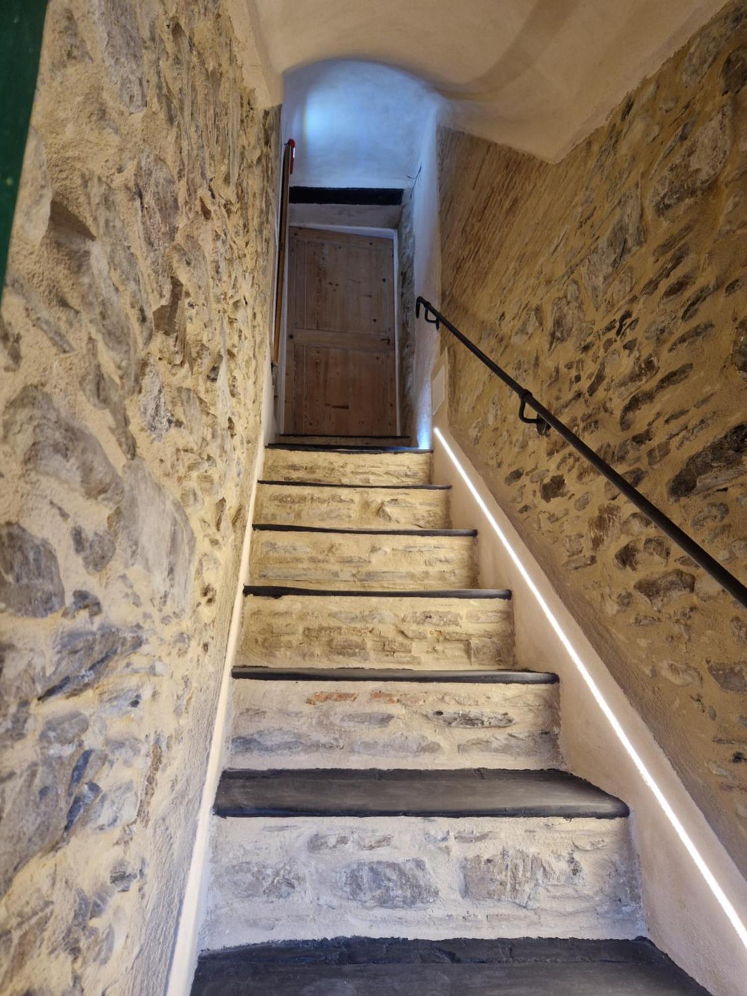 La Torretta Di Piero Con Terrazzi E Parcheggio Privato Citra Zero Zero Ottanta 31Lst0282 Daire Imperia Dış mekan fotoğraf